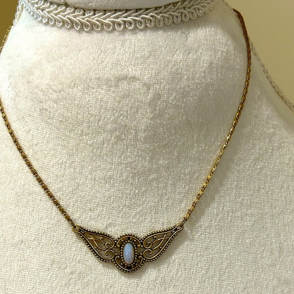 Sarah Coventry Jewelry - Vintage Sarah Coventry angel wing necklace faux opal delicate filigree work
